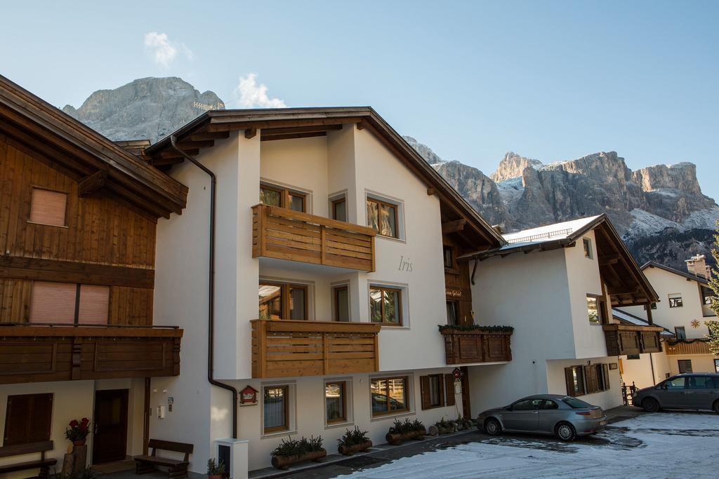 Ciasa Iris Hotel Colfosco Exterior photo